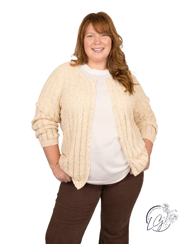 Quality Tailoring Curvy Breezy Buttoned Knit Cardigan